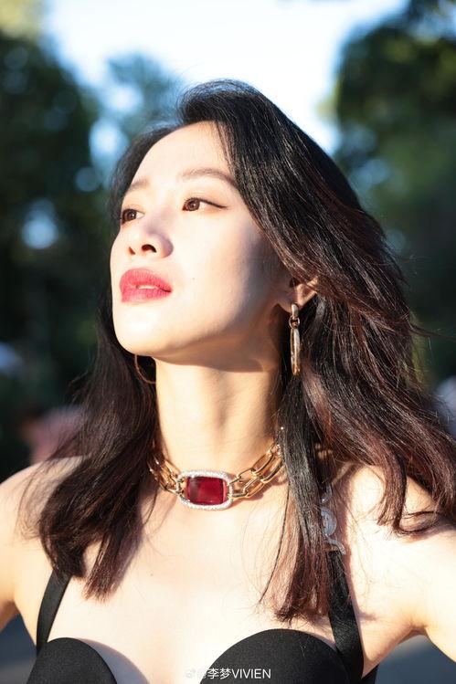 李梦爆料图片大全集视频,揭秘幕后故事与精彩瞬间 第2张 李梦爆料图片大全集视频,揭秘幕后故事与精彩瞬间 第2张